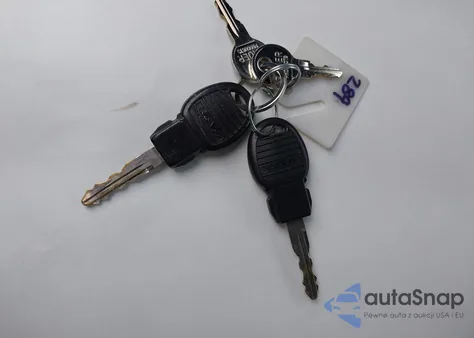 2018 Ram 1500 Tradesman 4X2 8' Box from USA, damaged, VIN 3C6JR6DG3JG162651